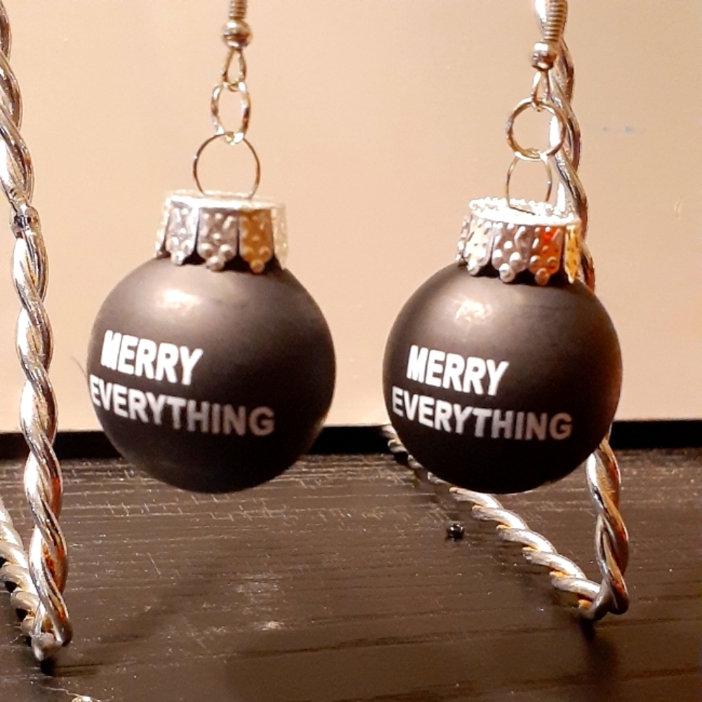 Mini ornament earrings